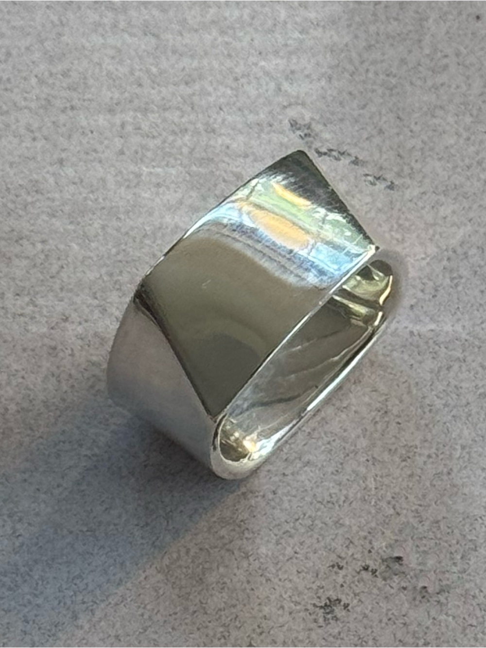 Man’s Sterling Silver Frank Gehry Tiffany Torque Ring - 9 1/2